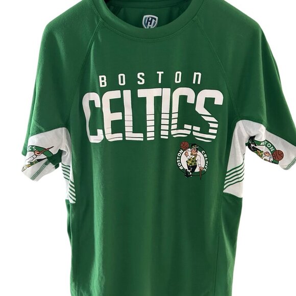 Boston Celtics Basketball Shirt: Size Medium - Picture 1 of 4